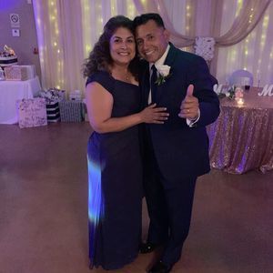 Meet your Posher, Mona